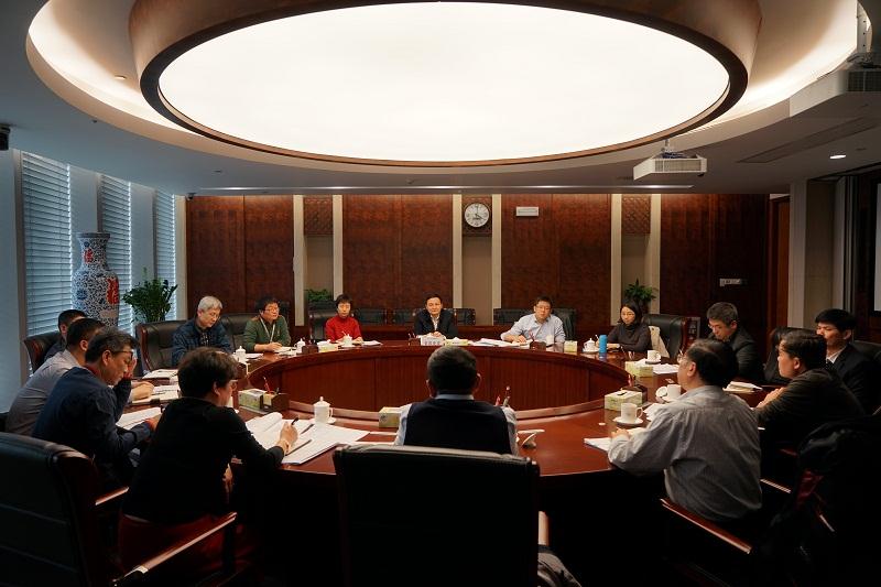 省國資委主任、黨委書記李成赴交通集團專題調研企業債務及重大風險情況1.jpg