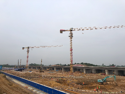 陽江北站站房區域施工現場.jpg